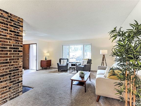 5th image of 10102 88th Ave SW