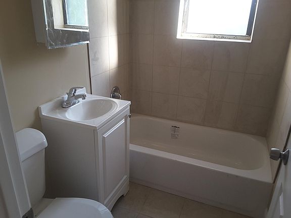 4th image of 6808 S Prairie Ave APT 3W