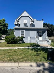 2121 7th St, Port Huron, MI, 48060