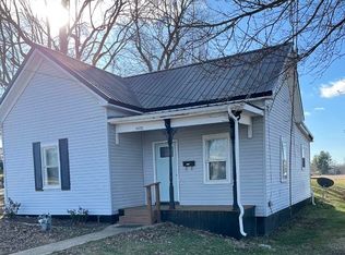 10176 Walnut St, Whitesville, KY 42378