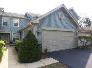 1244 Coldspring Rd, Elgin, IL 60120