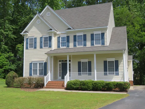 2057 Pruett Ct, Glen Allen, VA 23059