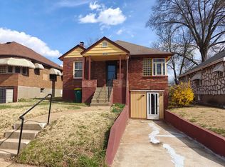 3210 Gary Dr, Saint Louis, MO
