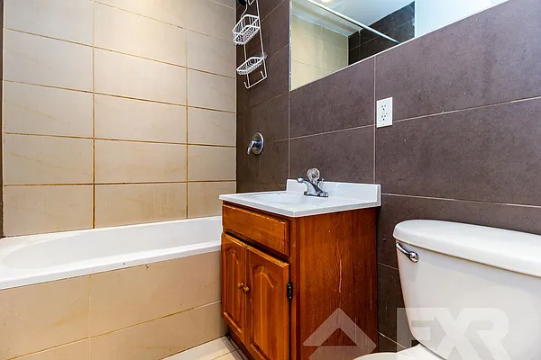 Rented by EXR | media 7