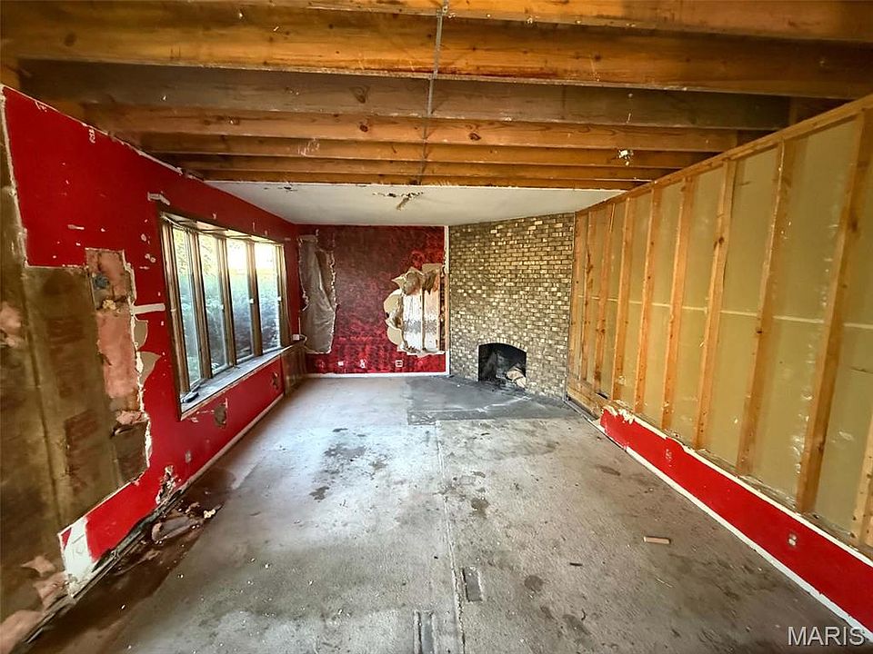 4th image of 816 N Burtschi St
