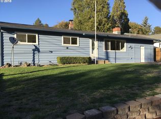 1322 Newton Creek Rd, Roseburg, OR 97470