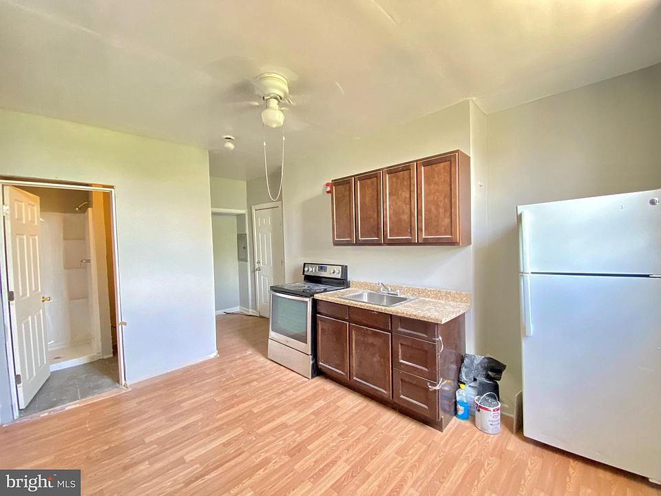 1st image of 120 E Cumberland St #2A