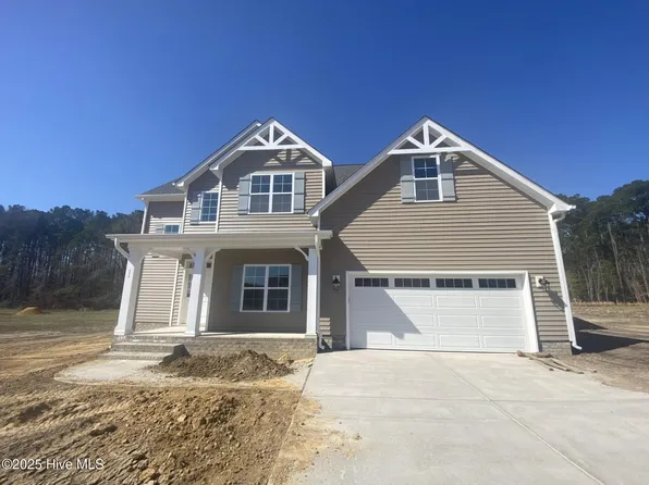 224 Shortleaf Drive, Grimesland, NC 27837