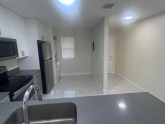 2nd image of 4807 Lake Arjaro Dr Floor 4807