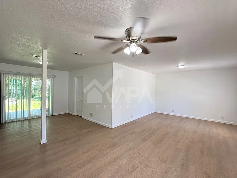 5014 Galahad Dr — Photo 5