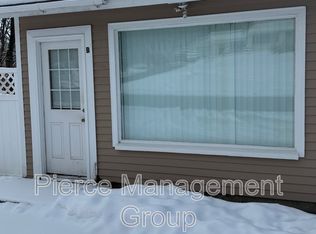 518 Pembroke St #B, Suncook, NH 03275