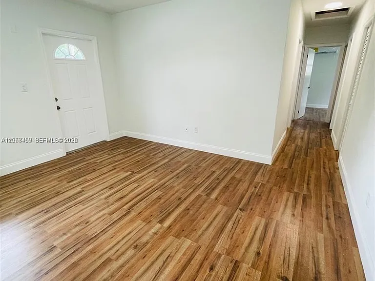 12330 NW 17th Ct — Photo 5