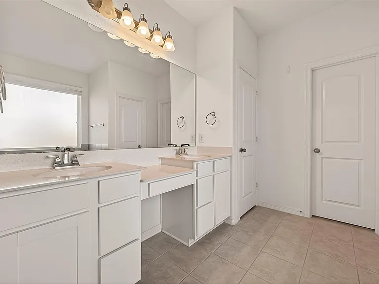 1006 Grey Dusk Ct — Photo 29