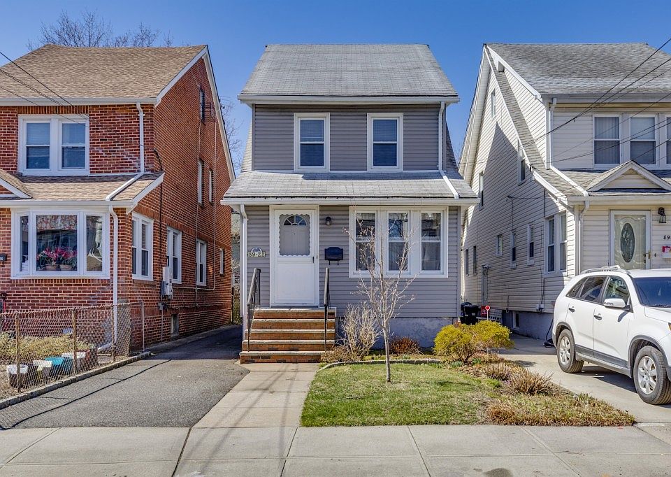 1st image of 8922 220th St