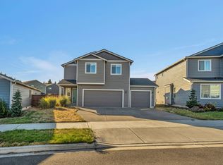 9205 Candytuft Dr SE, Tumwater, WA 98501