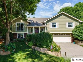 1227 N 150th St, Omaha, NE 68154