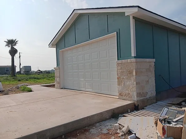 815 E Fm 462, Moore, TX 78057