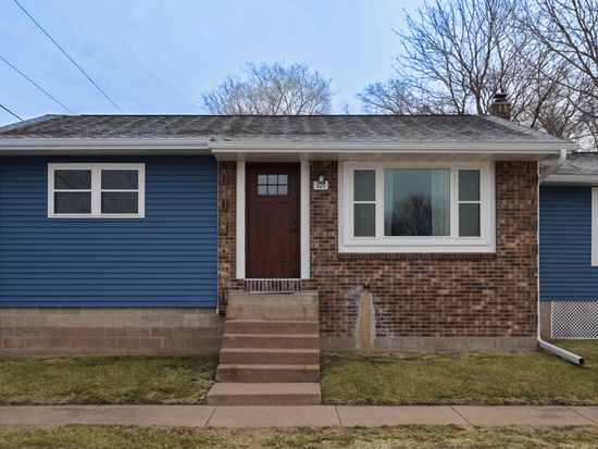 107 Hacker St, Buffalo, IA 52728