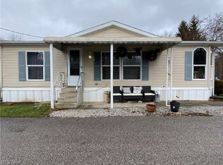6835 Richmond Rd #122, Glenwillow, OH 44139