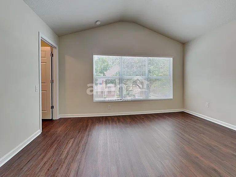 10204 Red Currant Ct — Photo 9