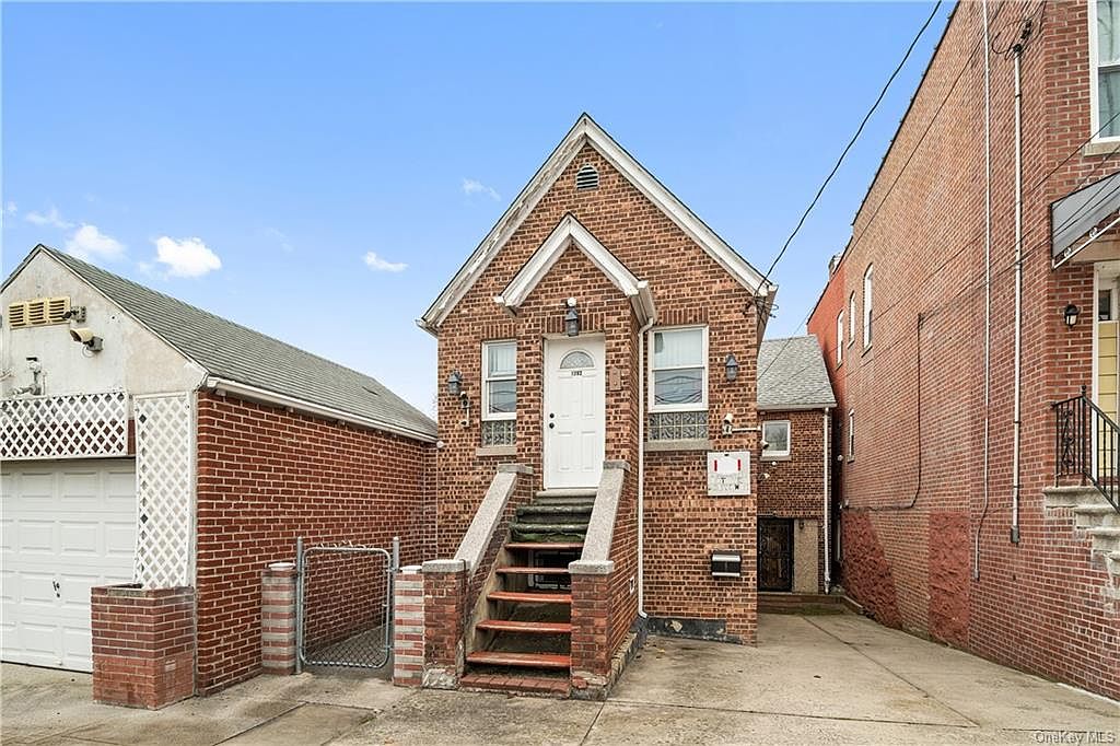 1282 Hobart Avenue, Bronx, NY 10461 Zillow