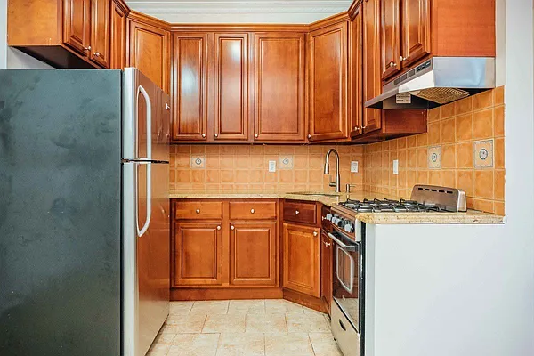 Rented by Dwelling NY Realty Inc | media 2