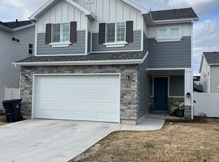 2078 W 3290 S, Syracuse, UT 84075