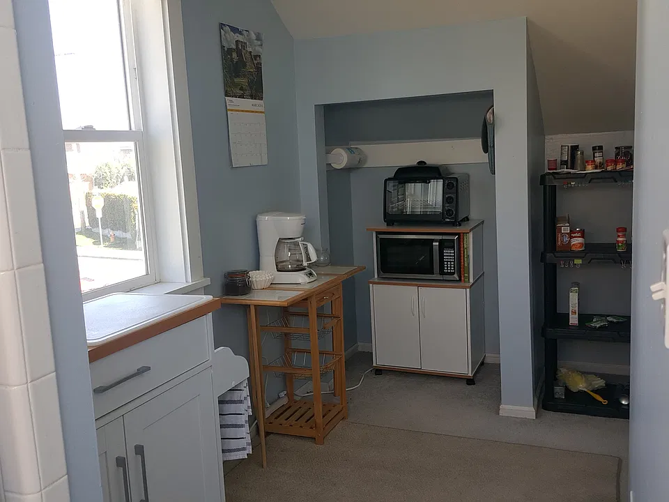 1310 Lombard Ave