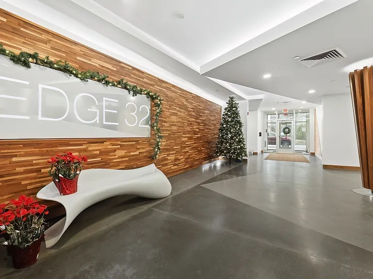 Edge 32 — Photo 12