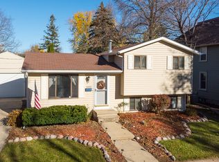 1022 E North St, Appleton, WI 54911