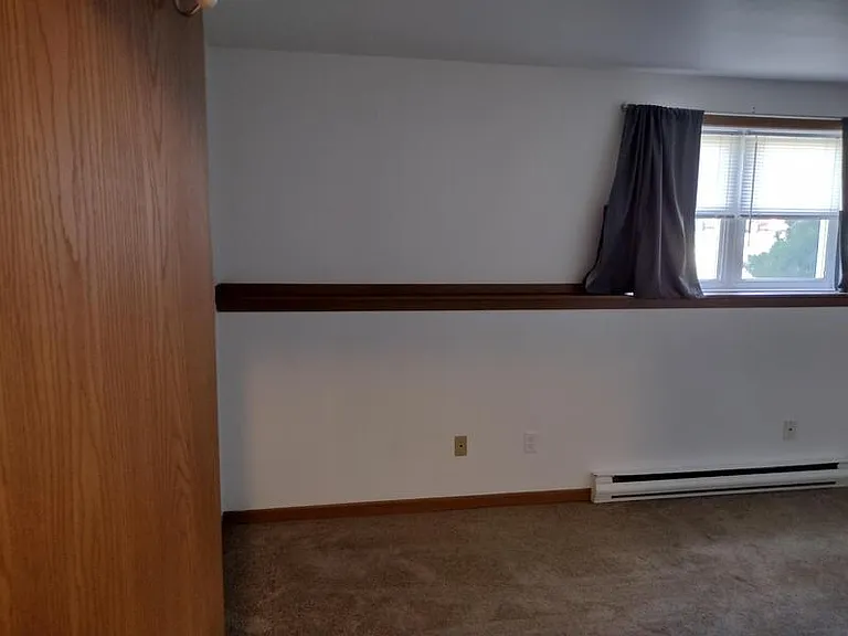 1103 Arthur Ave — Photo 9