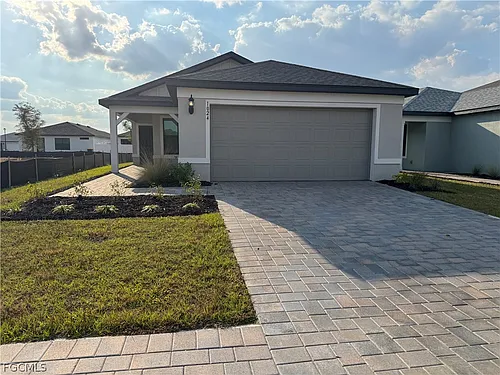 1024 Caloosa Breeze Dr Photo 1