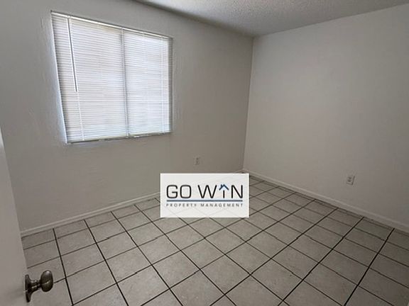 4th image of 68 W Southern Ave #A