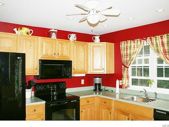 3rd image of 3302 Morgan Dr