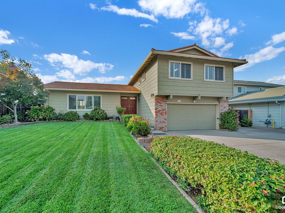 1st image of 1525 Montellano Dr