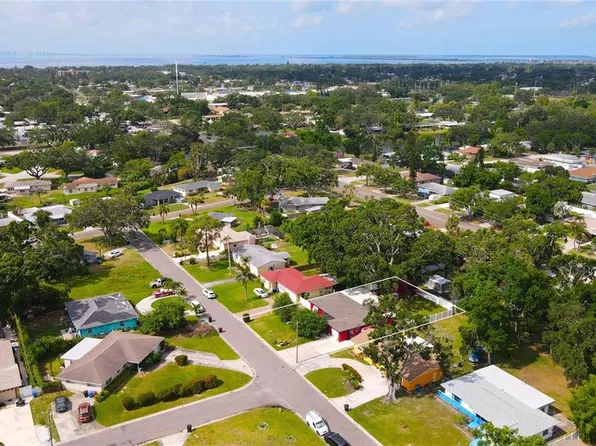 5501 Highland St S, Saint Petersburg, FL 33705