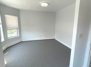 122 Berkshire St #6, Cambridge, MA 02141
