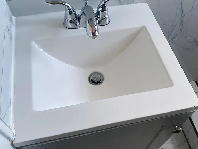 62 Van Buren St #3 — Photo 8