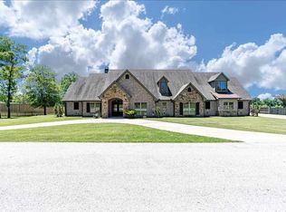 196 Deercrest Dr, Carthage, TX 75633