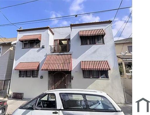 1st image of 1511 W 11th Pl