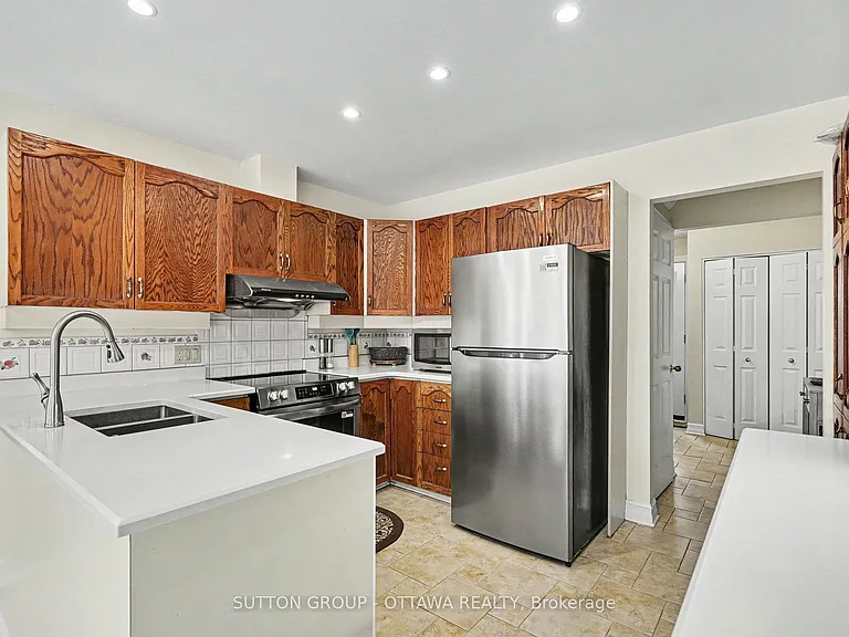 57 Constable St — Photo 10