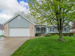 745 Fairchild Dr, Wilmington, IL 60481