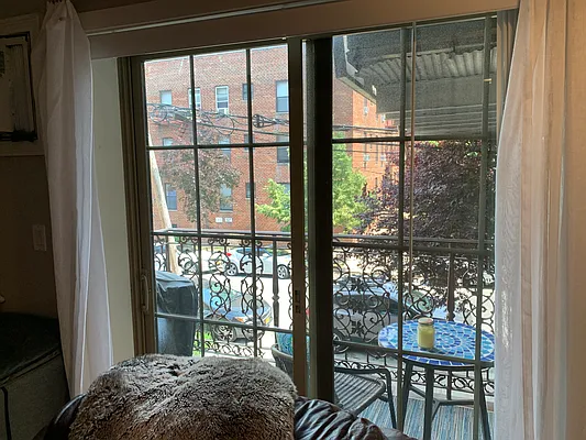 Rented by ABCO Commercial Properties, LLC | media 3