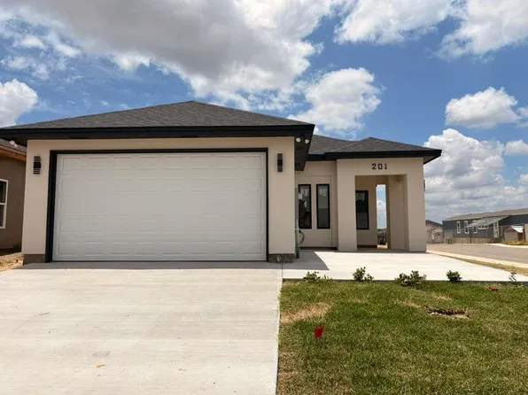 201 Lusitano Dr, Laredo, TX 78046