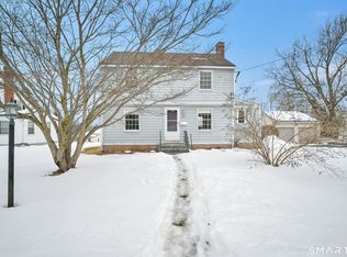 37 Dobson Circle, Middletown, CT 06457