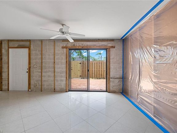 3rd image of 4047 Sandlewood LN #1
