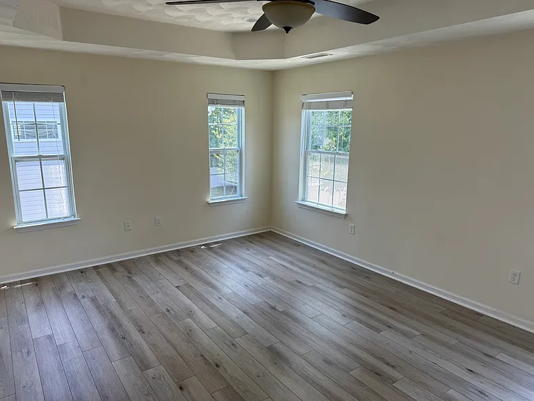 1022 Meadows Reach Cir — Photo 7