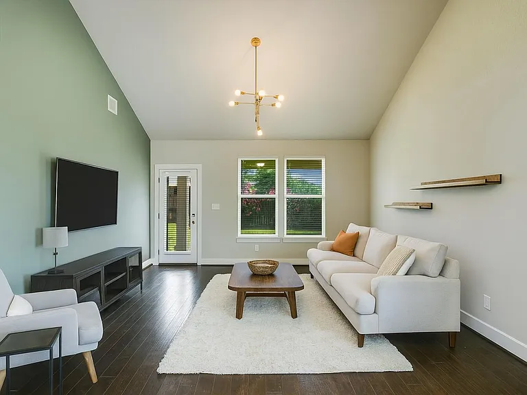 5826 Aviano Rd — Photo 10