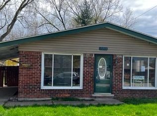 20915 Millard St, Taylor, MI 48180