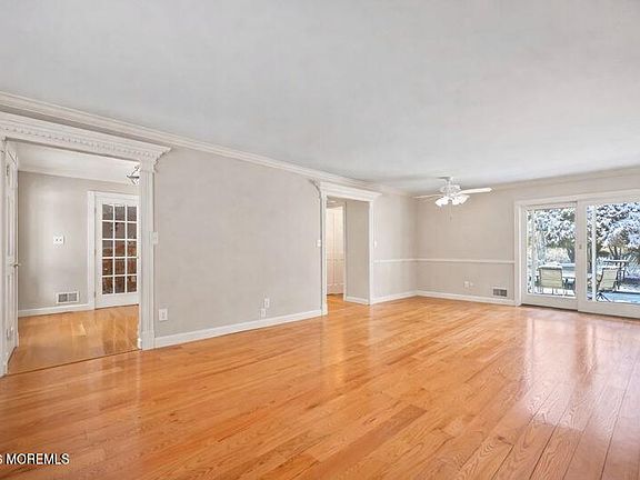 5th image of 124 Sherwood Drive